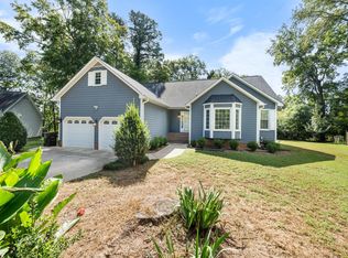 18 Governors Pl, Durham, NC 27705