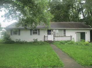 9 Roanoke Dr, Hamilton, OH 45013