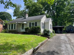 5410 Greencrest Rd, Knoxville, TN 37918