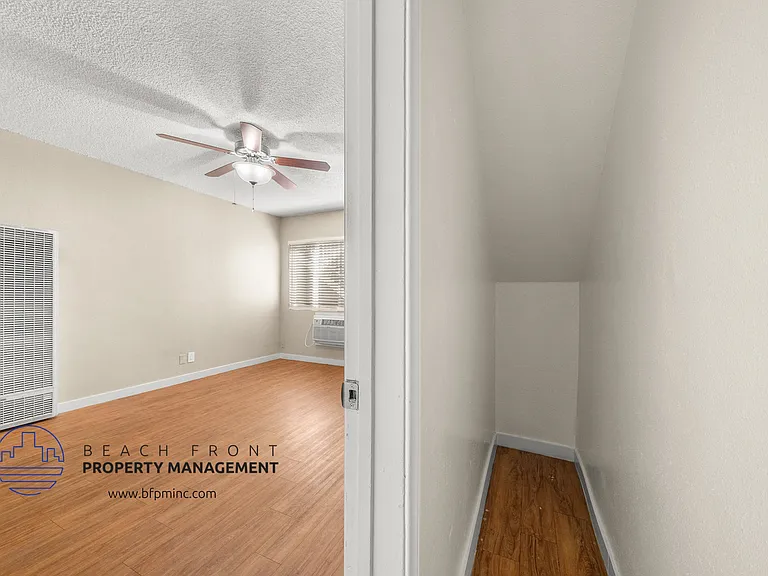 9320-9330 Elm Vista Dr. — Photo 19