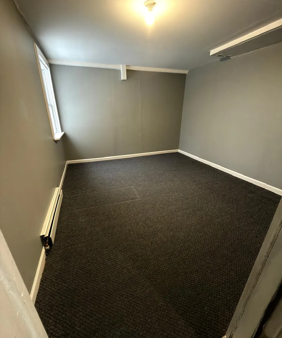 2 bed, 1000 sqft, $2,000 — Photo 1