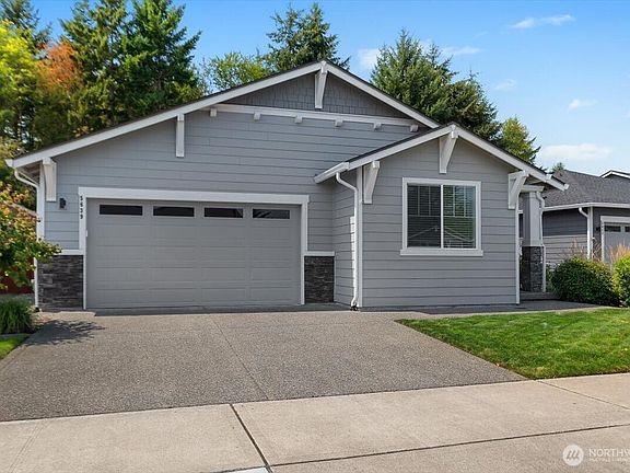 3rd image of 5639 Waldron Drive NE