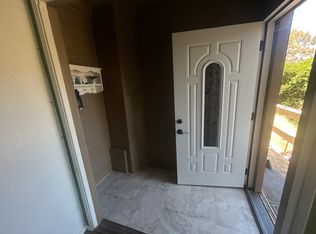 1921 Dentro De Lomas #2, Bonsall, CA 92003