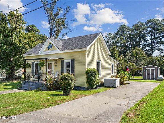 3rd image of 304 S Pender Street