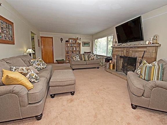 5th image of 117 Greenhill Dr