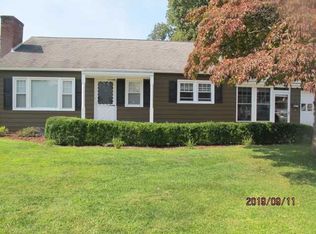 43 Garden St, Hyde park, NY 12538