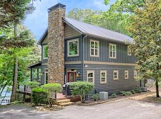 402 Holly Hill Dr, Blairsville, GA 30512