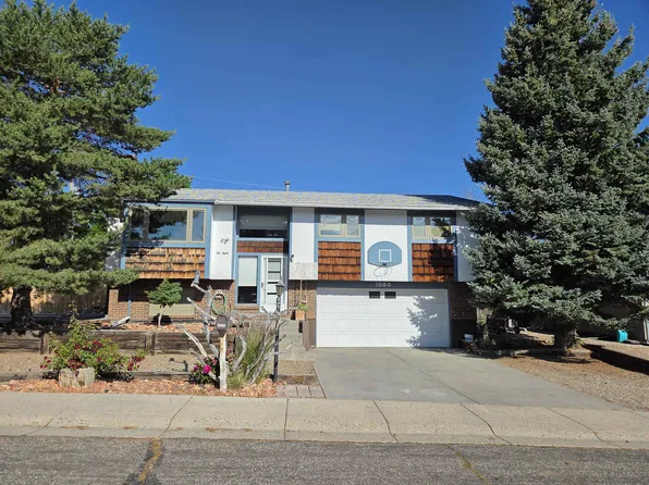 1080 Beaumont Dr, Casper, WY 82601