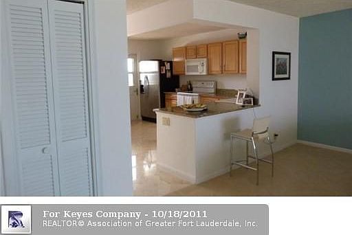 5th image of 2200 NE 33rd Ave APT 8J