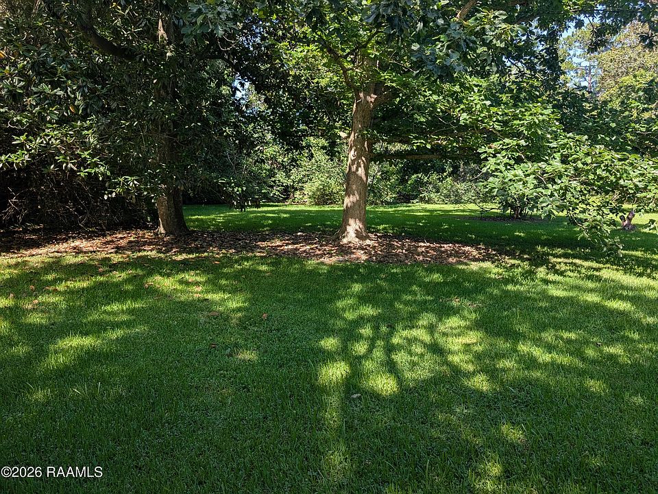 1st image of 200 Aurore Ave