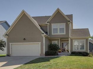 2649 W Centre St, Olathe, KS 66061