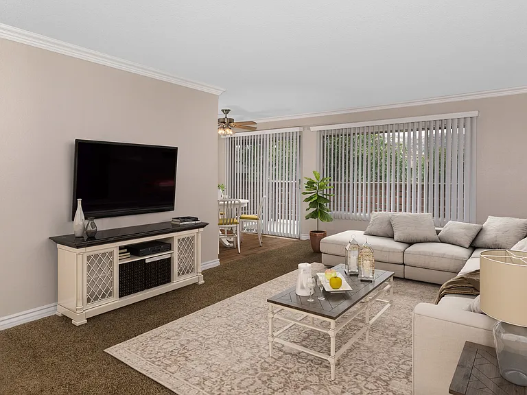 Canyon Pines Apartments — Photo 4