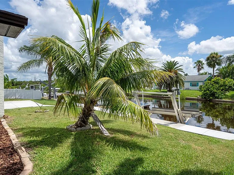 9910 Island Harbor Dr #A — Photo 50