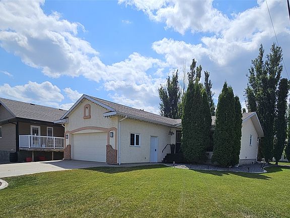 2nd image of 296 2nd Avenue W