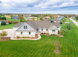 N2769 Baum Ln, Appleton, WI 54913
