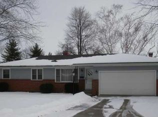 1008 Ogontz Ave, Maumee, OH 43537