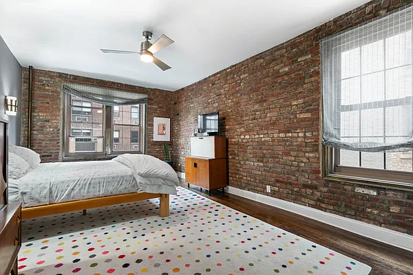 Sold by Douglas Elliman | media 16