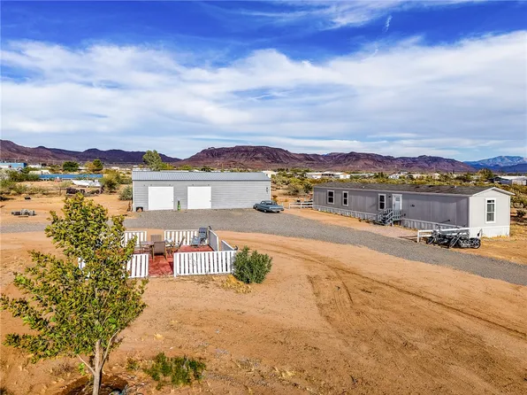 154 S Heber Road, Golden Valley, AZ 86413