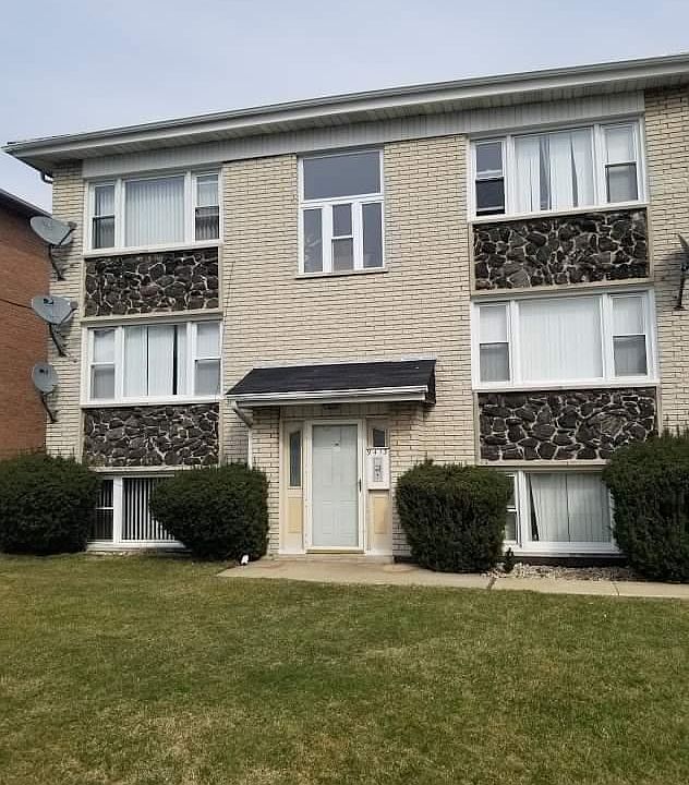 1st image of 9413 S 79th Ct #2S