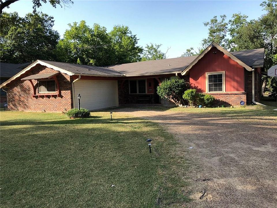 1st image of 804 Eulalia Dr