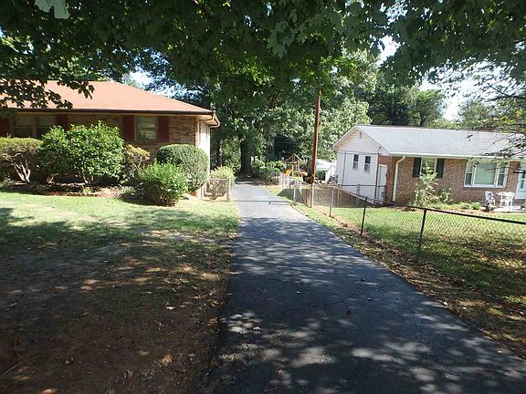 2nd image of 567 Magness Dr