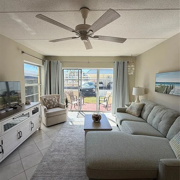 3808 Gulf Of Mexico Dr #E105 — Photo 11