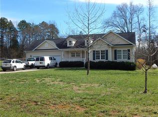 2560 Critter Ct, Midland, NC 28107