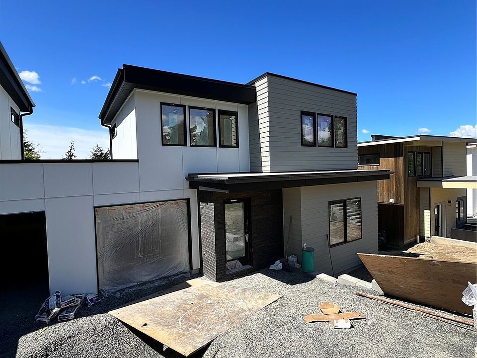 1st image of 1715 1st Street