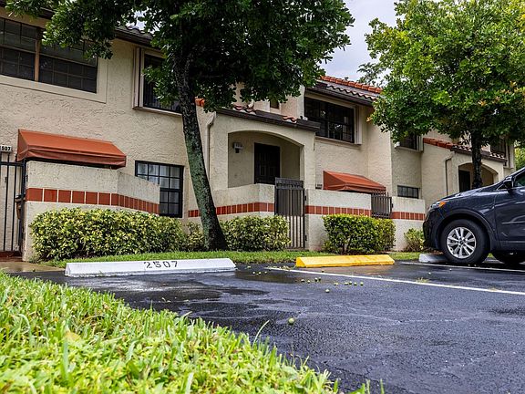 5th image of 2510 Congressional Way #2510