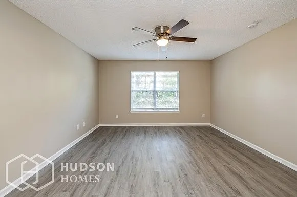 1258 Summit Oaks Dr W — Photo 10