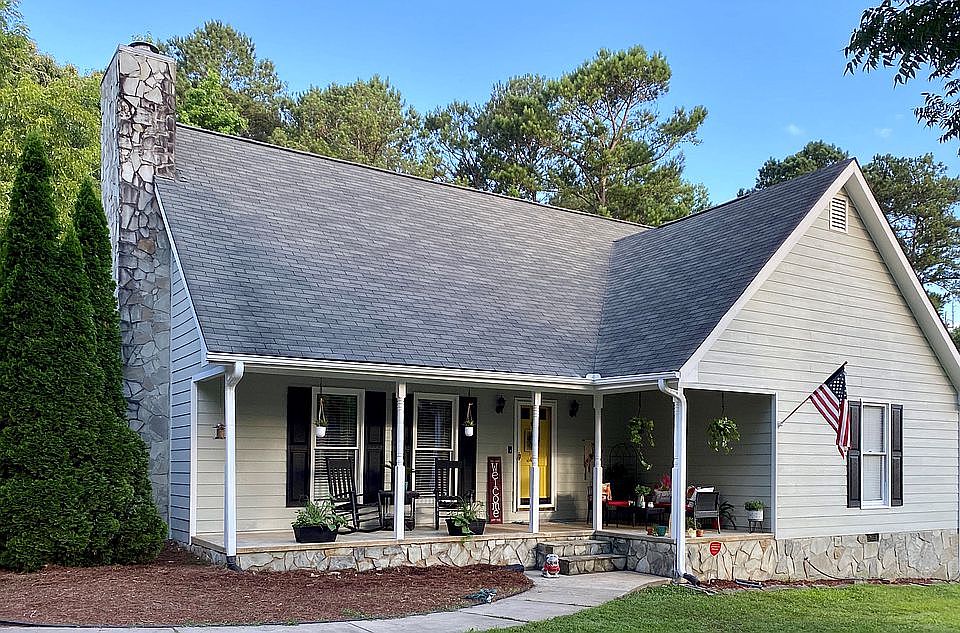2nd image of 299 Cedardale Dr