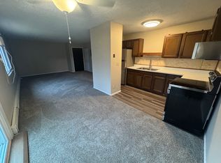 122 Main St W #3, Newton Falls, OH 44444