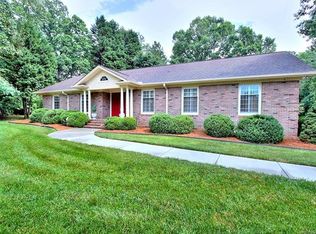 8030 Serendipity Ln, Charlotte, NC 28277