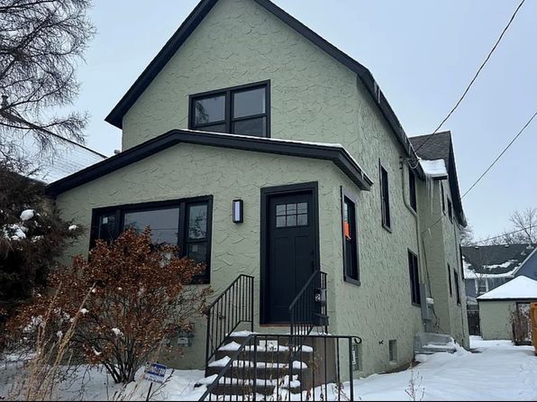 417 23rd Ave NE Unit 2