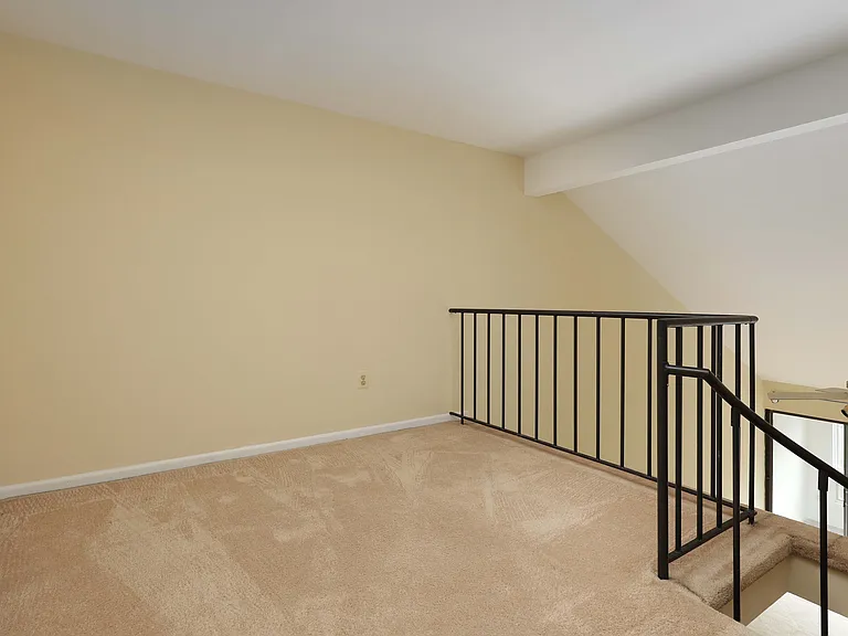 4 Sunrise Dr — Photo 12