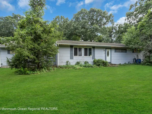 43 Redwood Place, Jackson, NJ 08527