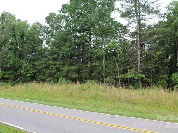 1572 Huffman Bridge Rd, Morganton, NC 28655