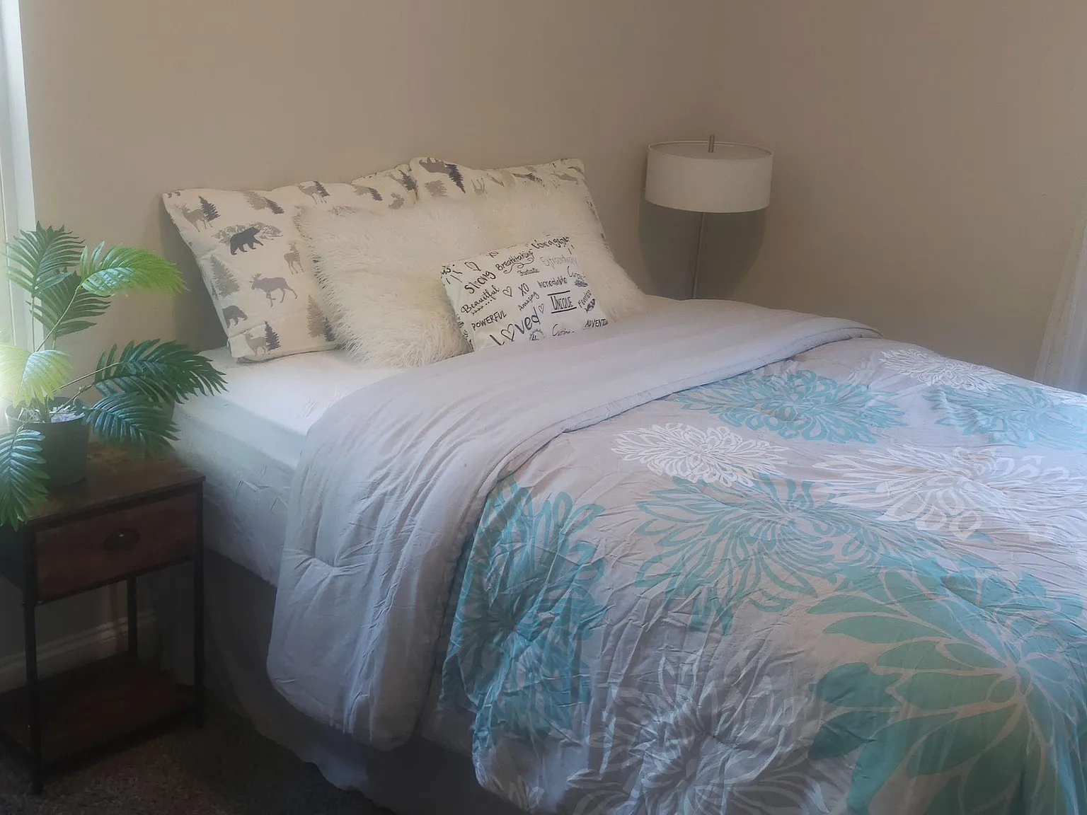 4 bed, 3.0 bath, 2675 sqft, $910 — Photo 3