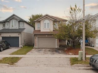 992 Copper Leaf Cres, Kitchener, ON N2E3W3