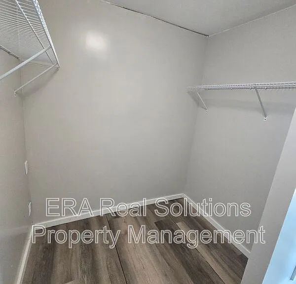 4806 US Highway 62 SW — Photo 11