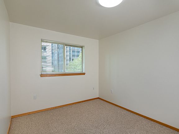 Large Bedroom