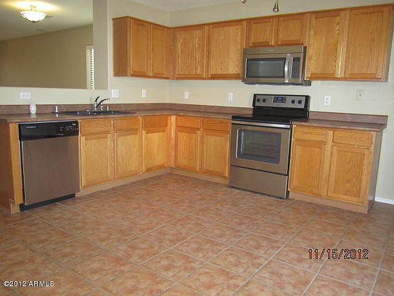 5th image of 20514 N 93rd Ln
