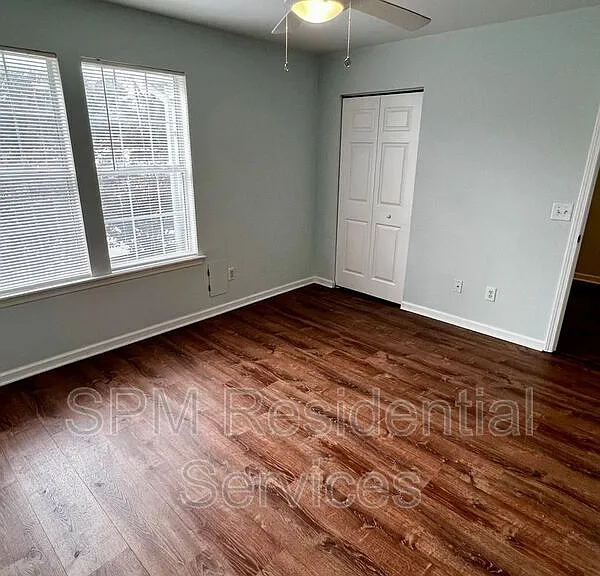 5061 Peachtree Ave — Photo 4
