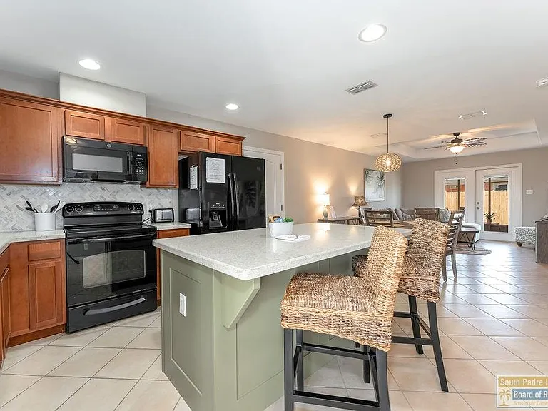 7 N Bay Hill Dr — Photo 22