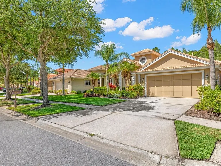 14644 Mirasol Manor Ct — Photo 2