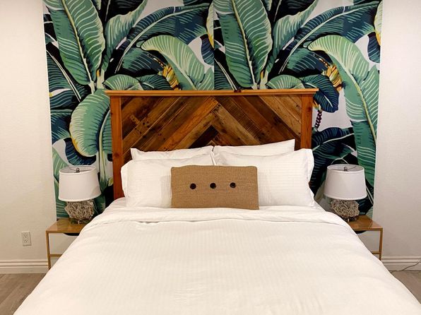 (undisclosed Address)