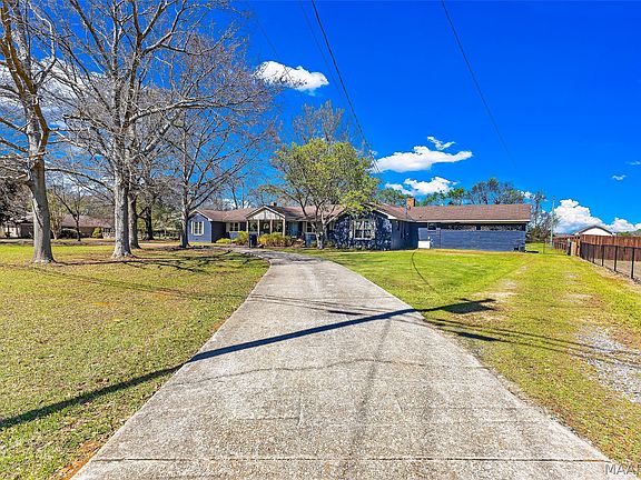 4th image of 201 Greencrest Ln
