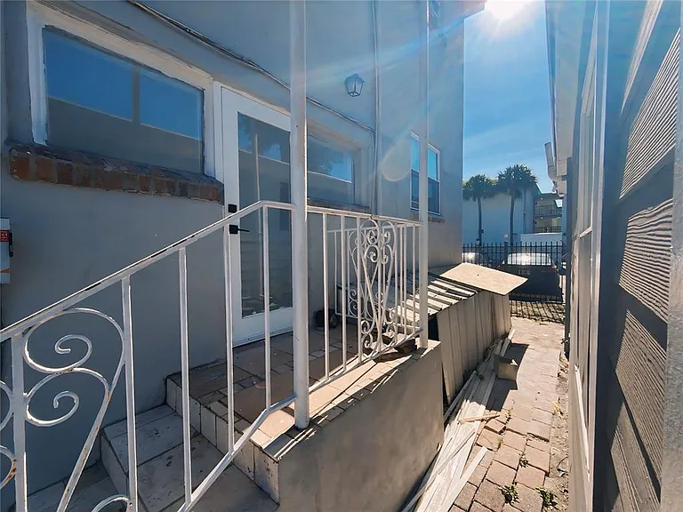 401 E Columbus Dr #3 — Photo 9
