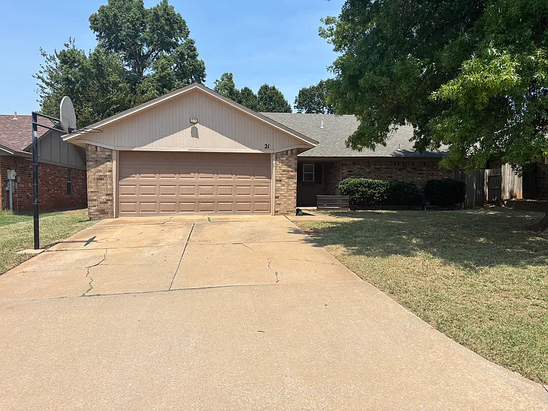 21 Pueblo — Photo 1