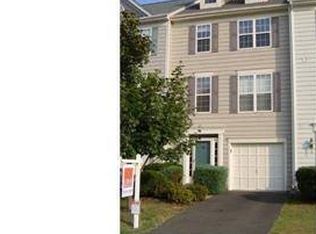 222 Connery Ter SW, Leesburg, VA 20175